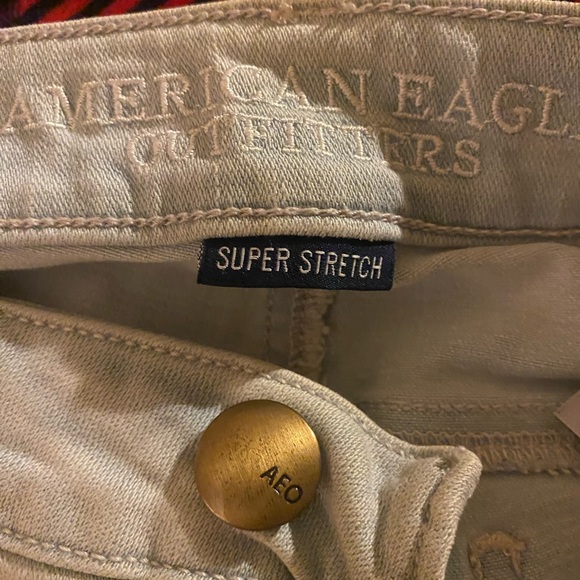 American Eagle Distressed Skinny Jeans 2 - Picture 2 of 4